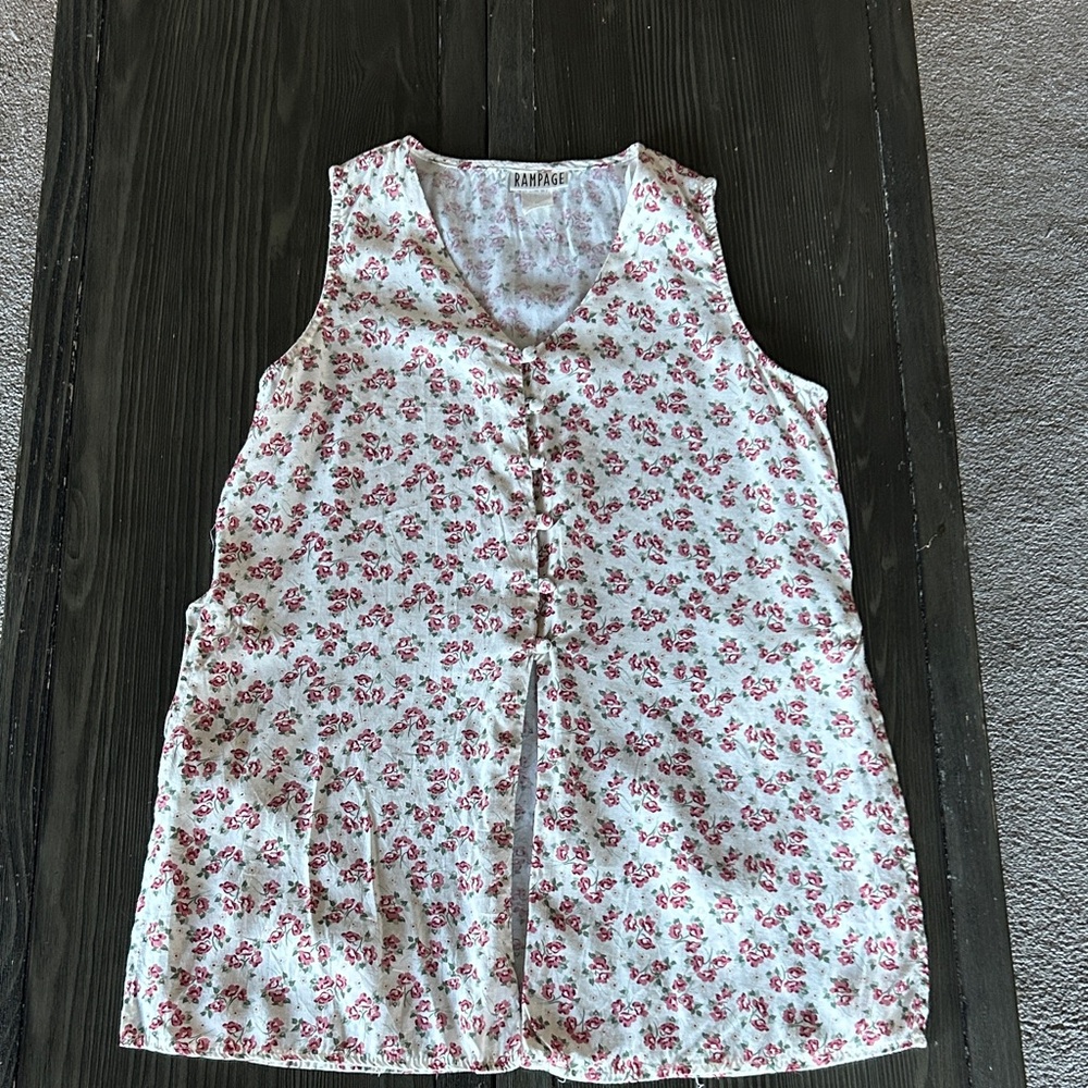 Rampage White and Red Floral Dress